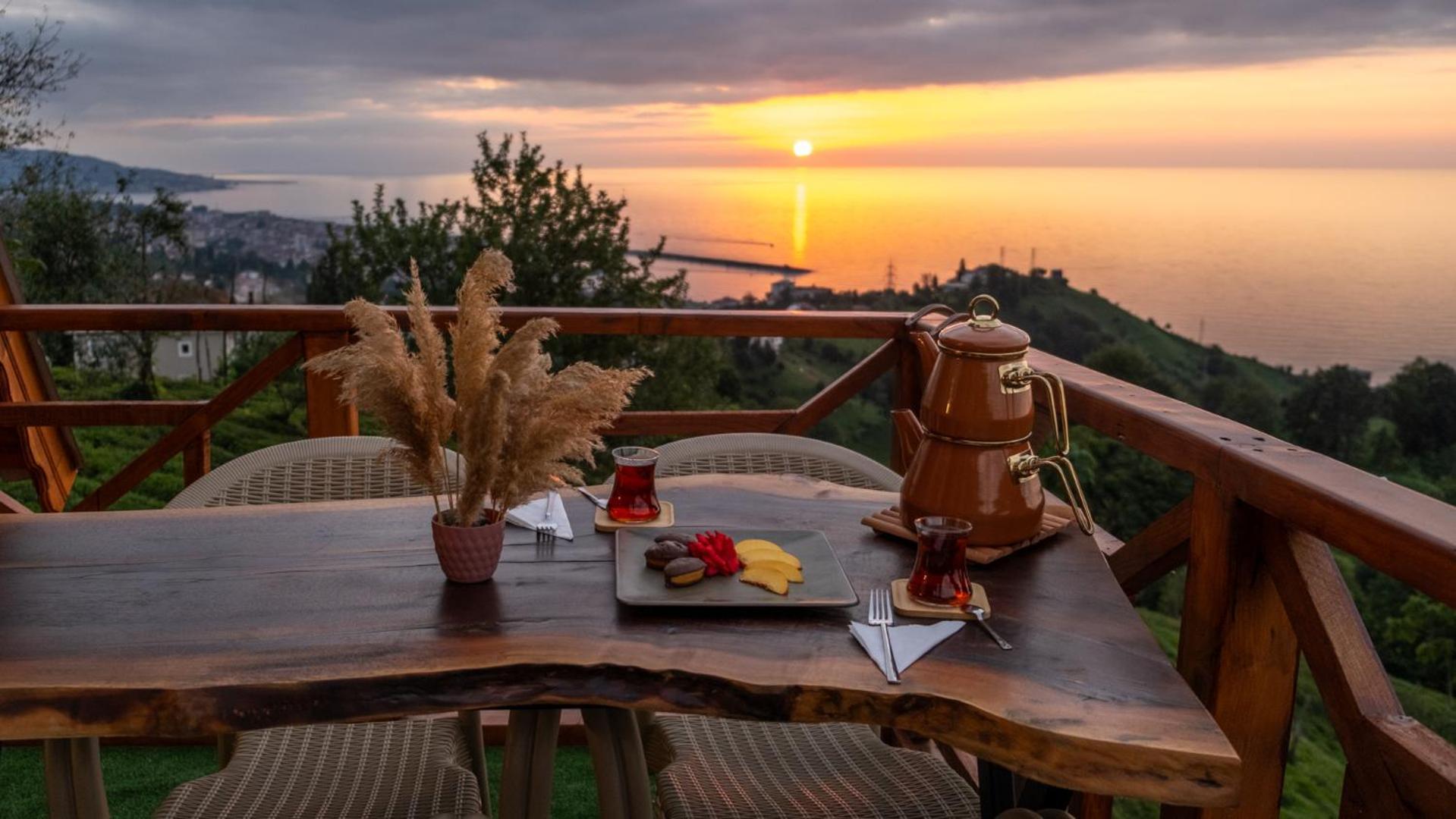 ホテル Aytepe Bungalov Ardeşen エクステリア 写真