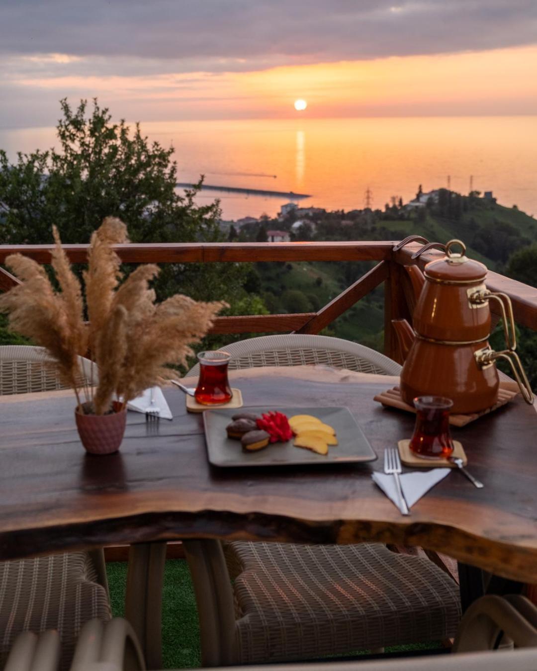 ホテル Aytepe Bungalov Ardeşen エクステリア 写真